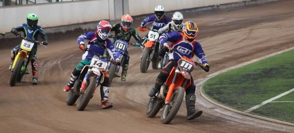 Flattrack o víkendu nabídne dva formáty